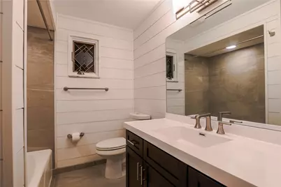 138 Green Dr, Pittsburgh, PA 15236 - Photo 17