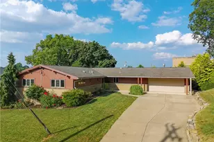 138 Green Dr, Pittsburgh, PA 15236 - Photo 1