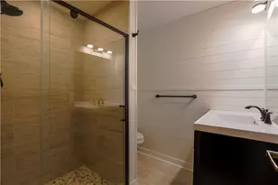 138 Green Dr, Pittsburgh, PA 15236 - Photo 25