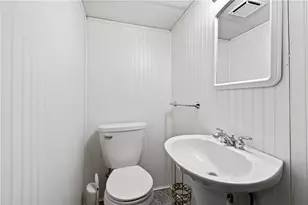 210 Great Smokey Dr, Pittsburgh, PA 15239 - Photo 15