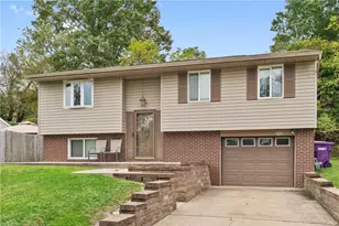 210 Great Smokey Dr, Pittsburgh, PA 15239 - Photo 19