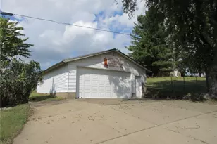 35 Pleasant Valley Rd, Buffalo Township, PA 15323 - Photo 3