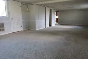 35 Pleasant Valley Rd, Buffalo Township, PA 15323 - Photo 15