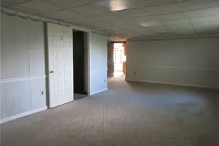 35 Pleasant Valley Rd, Buffalo Township, PA 15323 - Photo 13