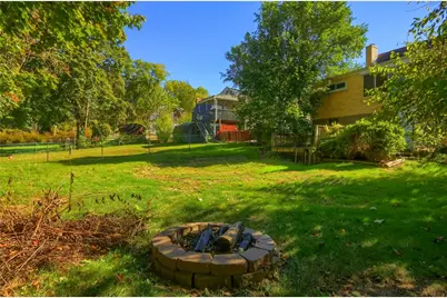 907 Valleyview Drive, McKeesport, PA 15034 - Photo 9