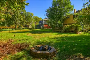 907 Valleyview Dr, McKeesport, PA 15034 - Photo 9