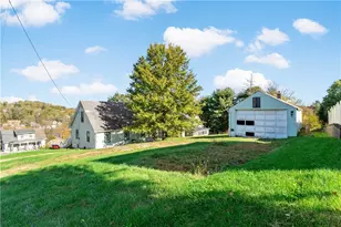 221 Center Ave, Oakdale, PA 15071 - Photo 27