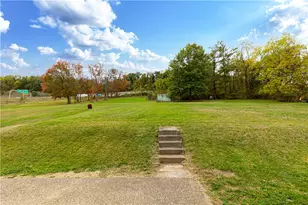 274 Lakeview Dr, South Strabane, PA 15301 - Photo 7