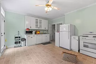 1718 El Paso St, Pittsburgh, PA 15206 - Photo 5