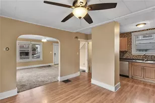 530 Holmes Ave, Baden, PA 15005 - Photo 15