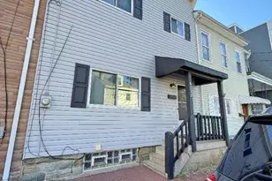 5232 Wickliff St, Pittsburgh, PA 15201 - Photo 1