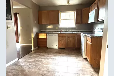 713 Gardner Stop Rd, Shenango Township, PA 16101 - Photo 3