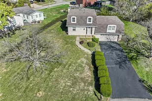 133 Tory Rd, Moon-Crescent Township, PA 15108 - Photo 3