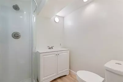 582 Lorraine Rd, Pittsburgh, PA 15221 - Photo 21