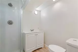 582 Lorraine Rd, Pittsburgh, PA 15221 - Photo 21