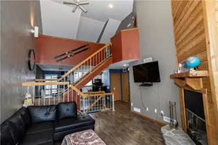 8054 Meadowridge, Seven Springs, PA 15622 - Photo 13