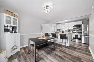 4404 McKee Dr, Pittsburgh, PA 15236 - Photo 9