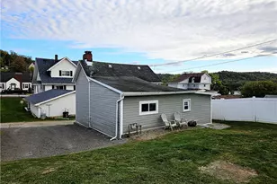 10 Eggers Ave, Belle Vernon, PA 15012 - Photo 17