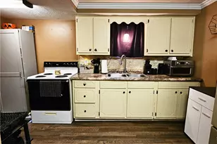 10 Eggers Ave, Belle Vernon, PA 15012 - Photo 5