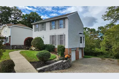 122 Venango Ct, Pittsburgh, PA 15068 - Photo 1