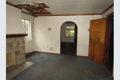 7343 Burton St, Pittsburgh, PA 15218 - Photo 9