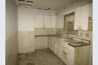 7343 Burton St, Pittsburgh, PA 15218 - Photo 17