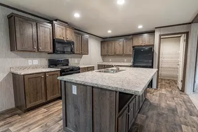 1218 Sunset Dr, Robinson Twp, PA 15019 - Photo 5