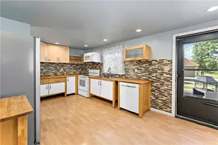 730 Chess, Bridgeville, PA 15017 - Photo 5