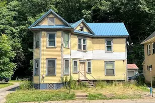 729 15th St, Washington, PA 16323 - Photo 1