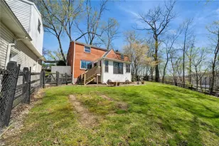 201 Hickory Wy, Oakmont, PA 15139 - Photo 1