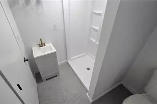 4560 Friendship Ave, Pittsburgh, PA 15224 - Photo 11