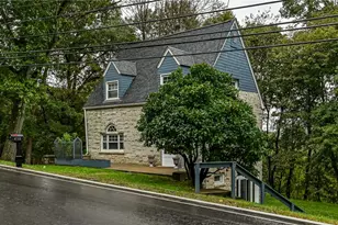 4166 Mt Royal Blvd, Hampton, PA 15101 - Photo 1