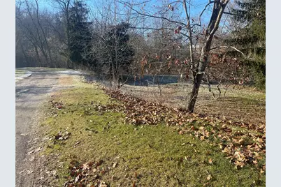 132 Sugar Lane, Clarksville, PA 15322 - Photo 9