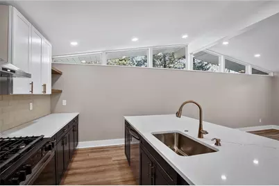 10390 Meinert Rd, Pittsburgh, PA 15090 - Photo 7