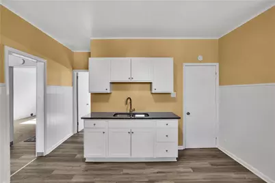 605 Pittsburgh St, East McKeesport, PA 15035 - Photo 5