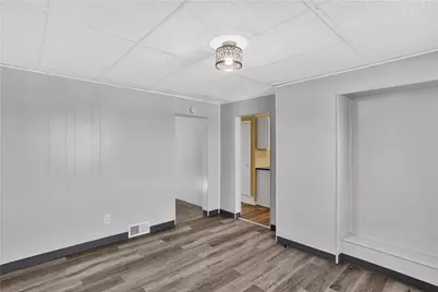 605 Pittsburgh St, East McKeesport, PA 15035 - Photo 7