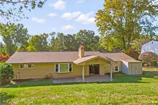 106 Stratford Dr, Peters Township, PA 15317 - Photo 17