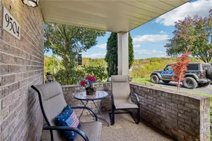 9504 Sundance Dr, South Fayette, PA 15017 - Photo 3