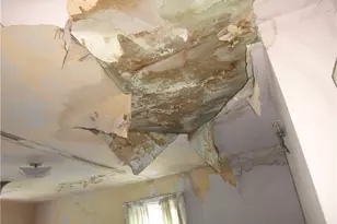 914 Coal St, Luzerne Township, PA 15475 - Photo 9