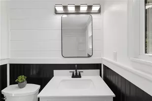 2033 Plainview Ave, Pittsburgh, PA 15226 - Photo 17