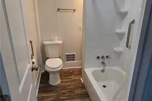 238 Malleable St, Sharon, PA 16146 - Photo 9