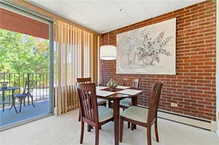 446 Hoodridge Dr, Pittsburgh, PA 15234 - Photo 9