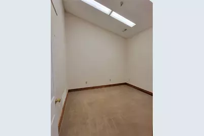 2652 Hidden Valley Dr, Pittsburgh, PA 15241 - Photo 17