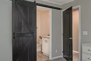 31 Hilltop Dr, Finleyville, PA 15332 - Photo 17