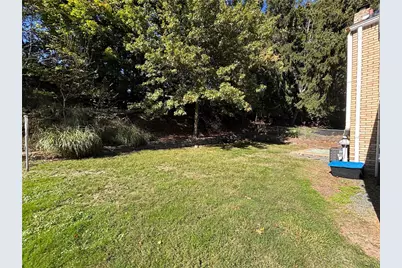 418 Pennwood Dr, Pittsburgh, PA 15235 - Photo 27