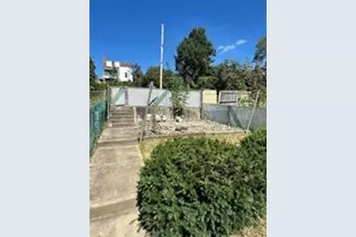 741 Waddell Ave, Clairton, PA 15025 - Photo 9