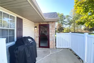 804 Barbra Ln, Union Township, PA 16101 - Photo 5