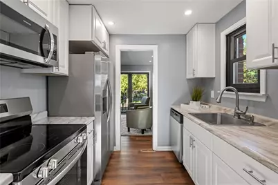 238 Woodbridge Dr, Ross Twp, PA 15237 - Photo 7