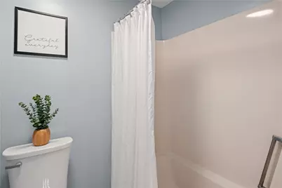 238 Woodbridge Dr, Ross Twp, PA 15237 - Photo 15