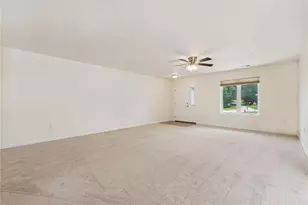 498 Sunview Cir, Derry Township, PA 15650 - Photo 3